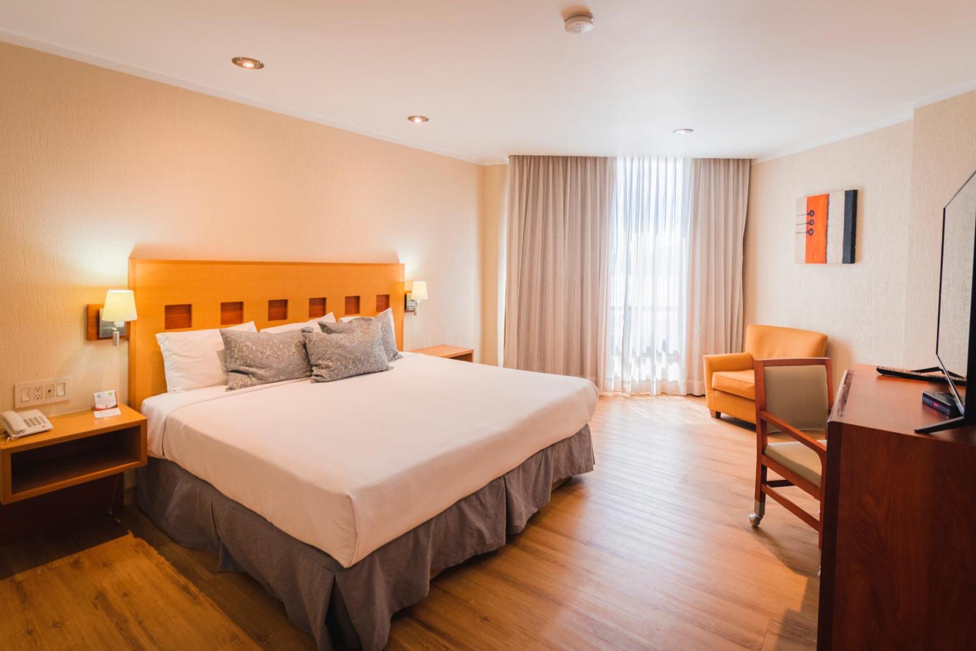 Hotel Mirabel ケレタロ エクステリア 写真