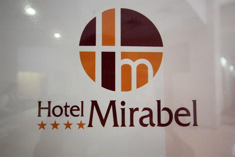 Hotel Mirabel ケレタロ エクステリア 写真
